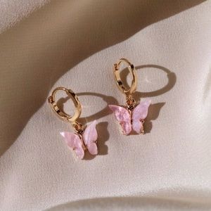 Butterfly Earrings 💗🦋